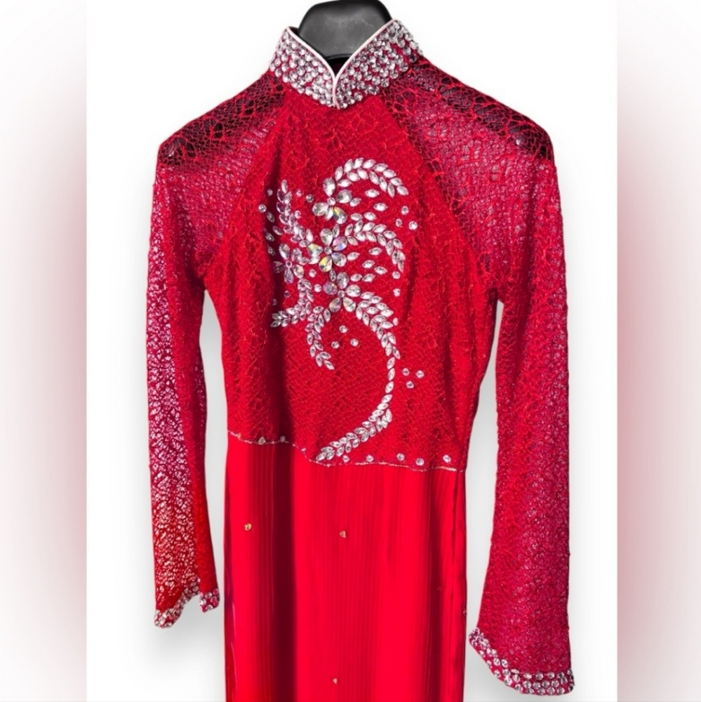 CHÂM Ao Dai Traditional Vietnamese Wedding Dress Rhinestone Encrusted